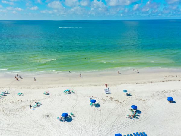 Peek Of The Gulf Siesta Key Beach Condo 2 Bedrooms Sleeps 4