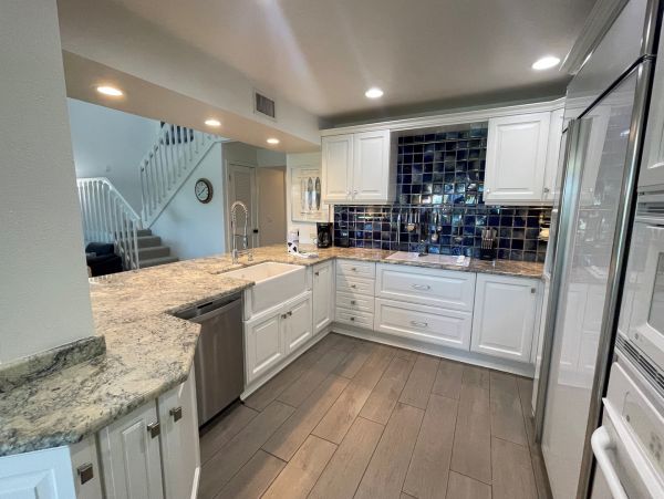 Beachfront Siesta Key Condo Rental - Steps to Beach & Pool Access