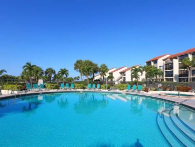 Siesta Key Condo in Beachfront Complex 2 Bedrooms Sleeps 6