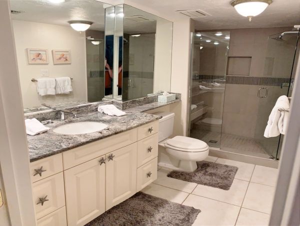 Siesta Key Terrific Vacation Condo 2 Bedrooms Gulf Views