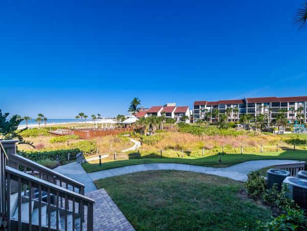 Siesta Key Terrific Vacation Condo 2 Bedrooms Gulf Views