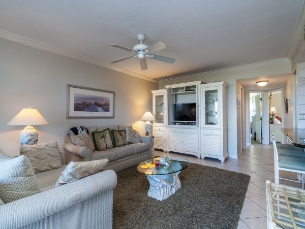 Siesta Key Terrific Vacation Condo 2 Bedrooms Gulf Views