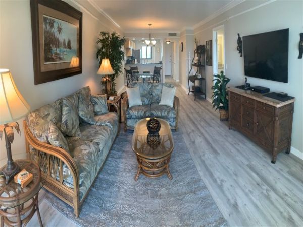 Luxury 2 Bedroom Siesta Key Beach Condo Sleeps 6