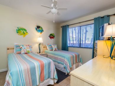 Siesta Key Beach Condo 2 Min Walk to Beach
