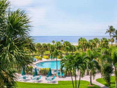 Siesta Key Beach Condo 2 Min Walk to Beach