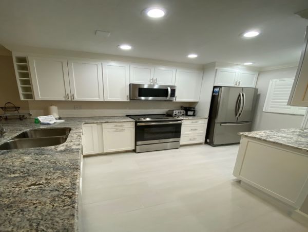 Siesta Key Two Bedroom Beach Condo Sleeps 4