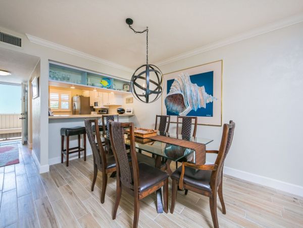 Siesta Key Vacation Rental Condo with Pool Located on Beach