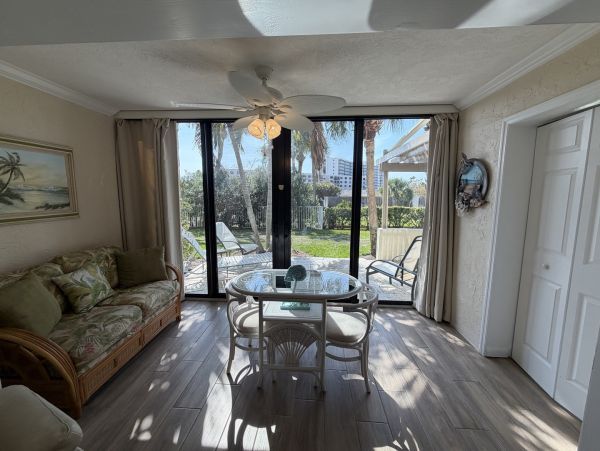 Siesta Key Vacation Rentals - Florida Beachfront Condo with Pool & Lanai
