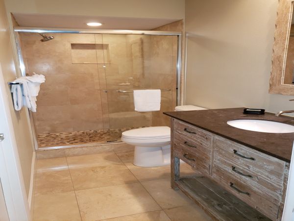 Lovely Siesta Key Two Bedroom Beach Condo Full Gulf Views