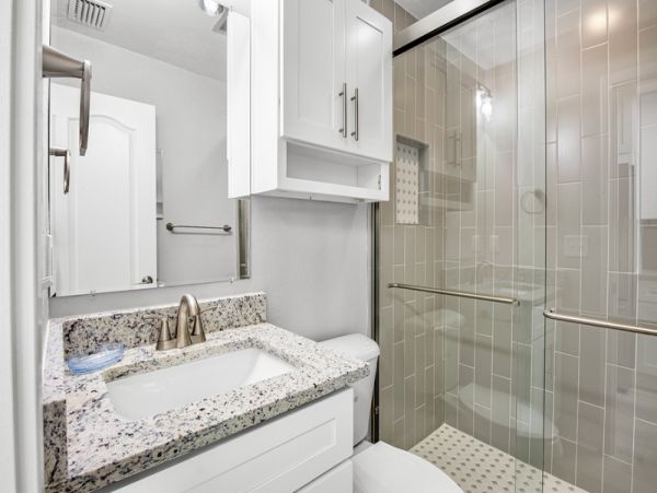 Siesta Key Vacation Rental - Renovated Condo with Pool & Beach Access
