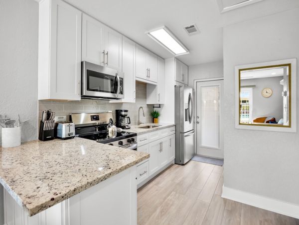 Siesta Key Vacation Rental - Renovated Condo with Pool & Beach Access