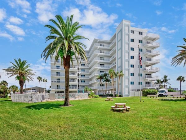 Siesta Key Vacation Rental - Renovated Condo with Pool & Beach Access