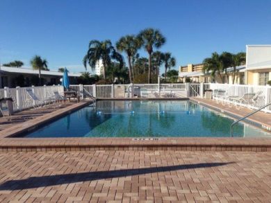 Value Siesta Key 2 Bedroom Vacation Condo Walk to Beach