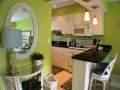 Value Siesta Key 2 Bedroom Vacation Condo Walk to Beach