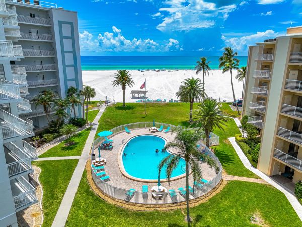 Beachfront Two Bedroom Vacation Rental in Siesta Key