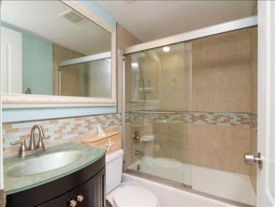 Bathroom with Shower in Tub
