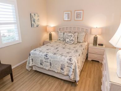 Rent This Two Bedroom in Siesta Key