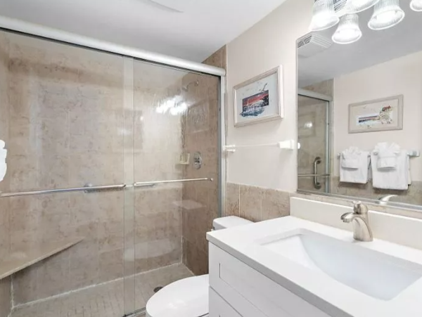 Two Bedroom Two Bathroom Beach Condo Sleeps 6