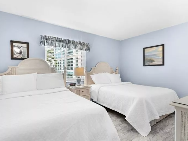 Two Bedroom Two Bathroom Beach Condo Sleeps 6