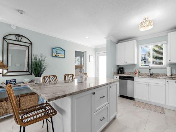 Two Bedroom Siesta Key Rental Accommodation Sleeps Six Guest