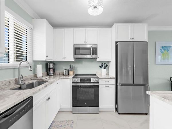 Two Bedroom Siesta Key Rental Accommodation Sleeps Six Guest