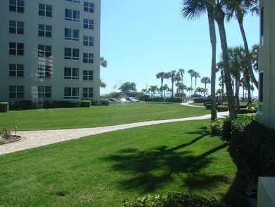 Sprawling Lawns