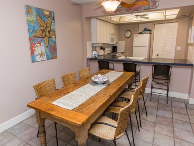 Dining Table & Chairs Dining Table & Chairs