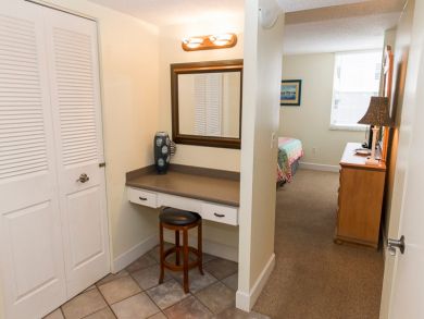 Two Bedroom Beach Condo Sleeps 6 Communal Pool Two Bedroom Beach Condo Sleeps 6 Communal Pool