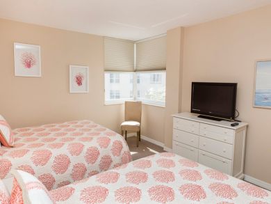 Siesta Key Rental Condo Located on Beach
