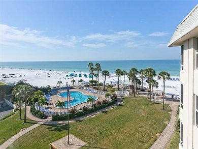 Beachside Pool