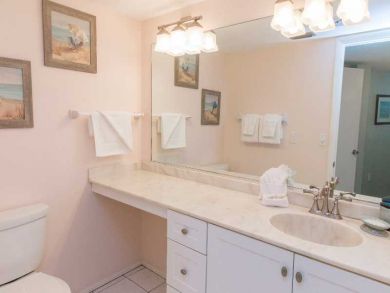 Spacious Bathroom
