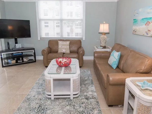 Partial Ocean Views from this Lovely Condo in Siesta Key