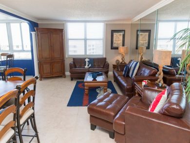 Dining & Living Area