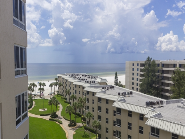 Two Bedroom Beach Condo Sleeps Six Guests