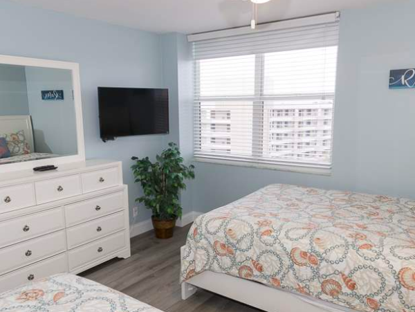 Two Bedroom Beach Condo Sleeps Six Guests