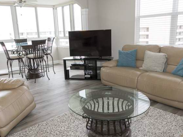 Two Bedroom Beach Condo Sleeps Six Guests