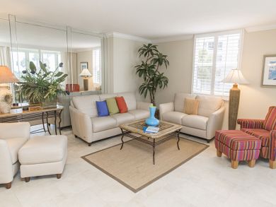 Luxury 2 Bedroom Condo on the Beach in Exclusive Siesta Key