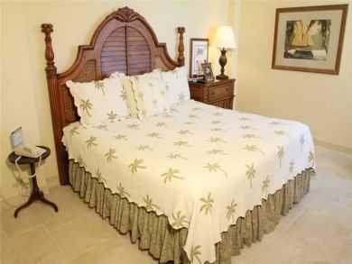 Luxury 2 Bedroom Condo on the Beach in Exclusive Siesta Key
