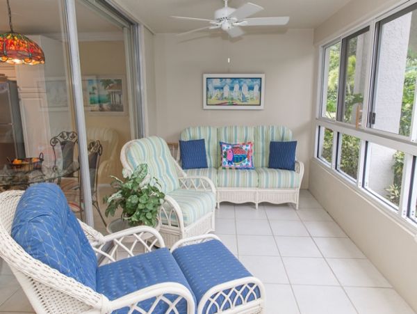 One Bedroom Beach Vacation Rental Siesta Key with Pool