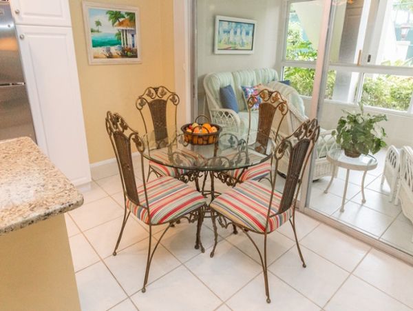 One Bedroom Beach Vacation Rental Siesta Key with Pool