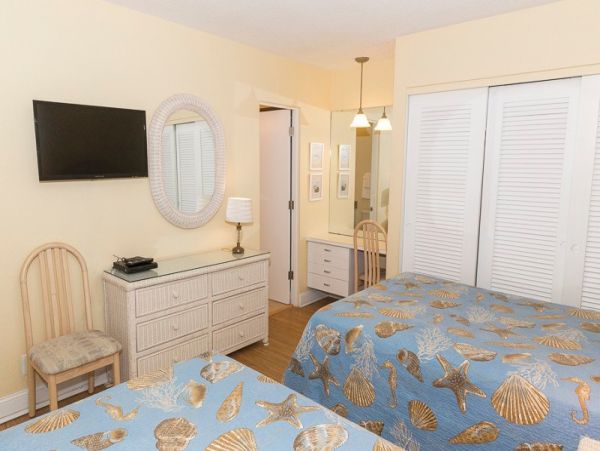 Lovely 2 Bedroom Unit in Siesta Key Sleeps 6