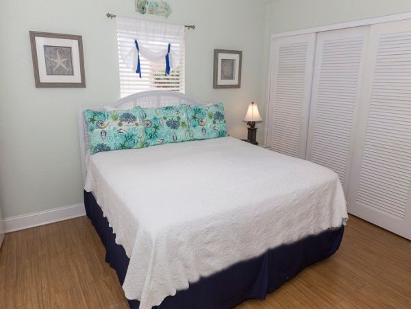 Lovely 2 Bedroom Unit in Siesta Key Sleeps 6