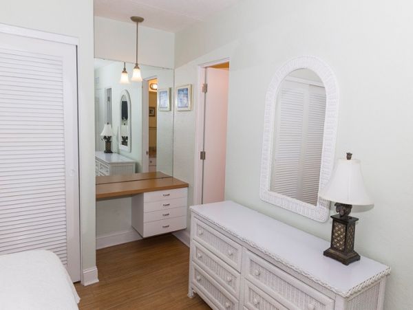 Lovely 2 Bedroom Unit in Siesta Key Sleeps 6