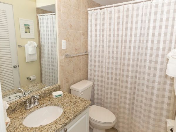 Lovely 2 Bedroom Unit in Siesta Key Sleeps 6