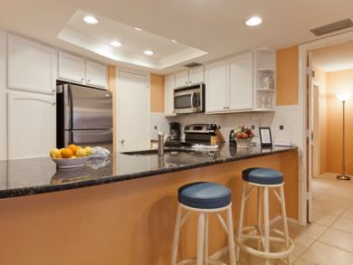 Breakfast Counter with Seating