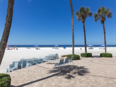 Beachfront Remodeled and All Upgraded A Great Rental