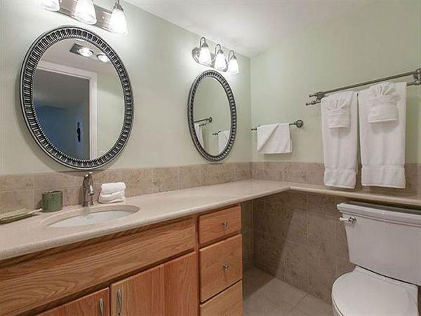 Gulf front condo unit
