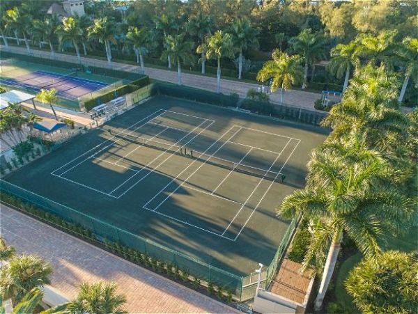 Two Bedroom Beach Condo with Community Pool at Siesta Key FL