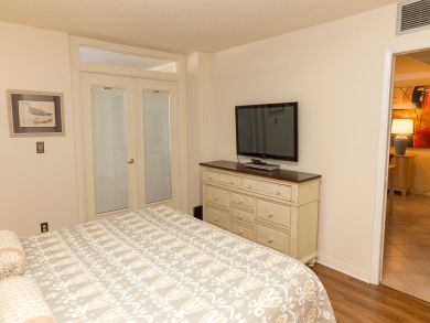 Siesta Key Beachfront Two Bedroom Vacation Condo