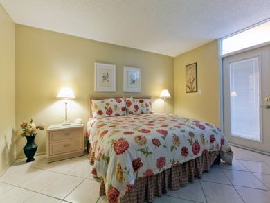 Bedroom with King Bed